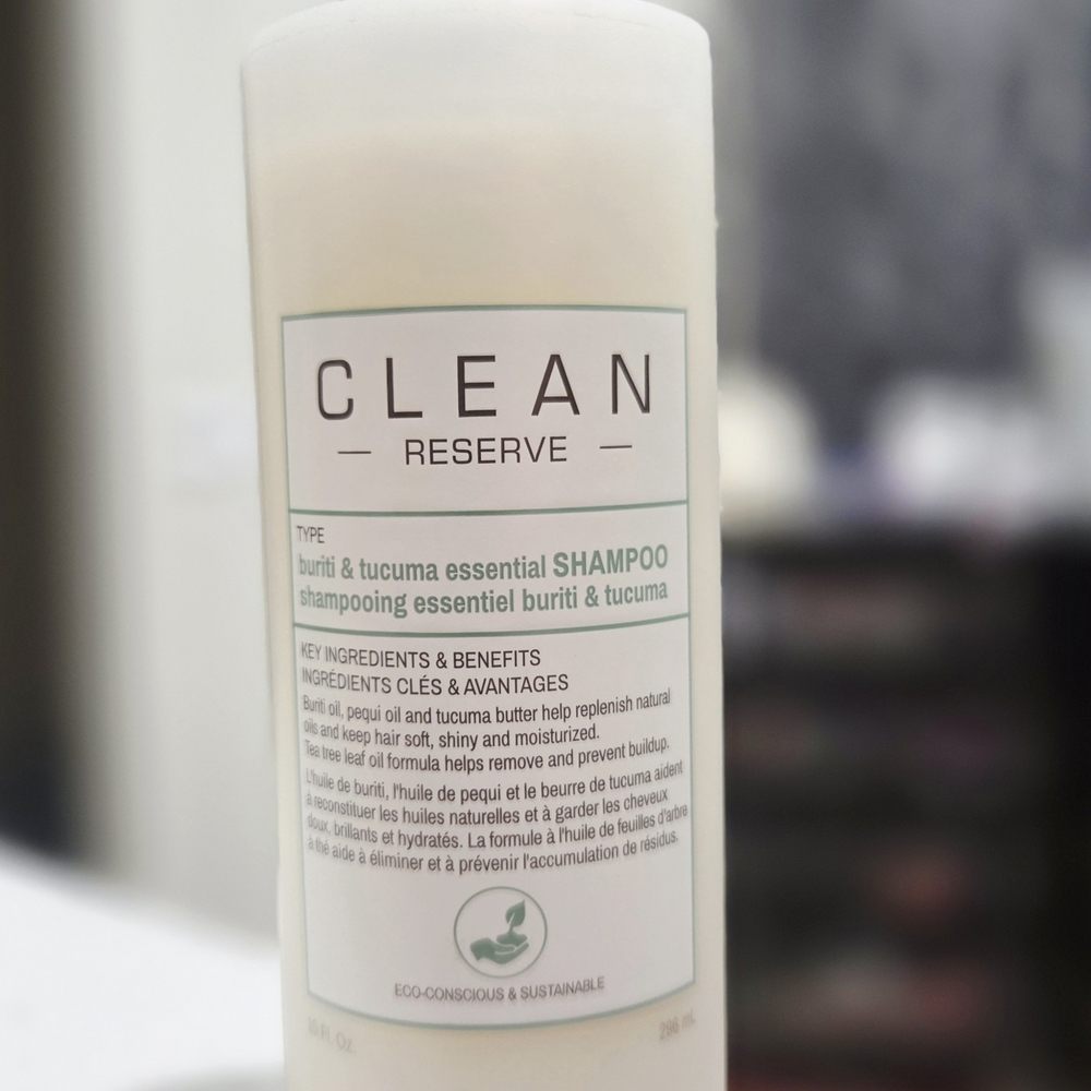 CLEAN RESERVE Buriti & Tucuma Essential Shampoo -